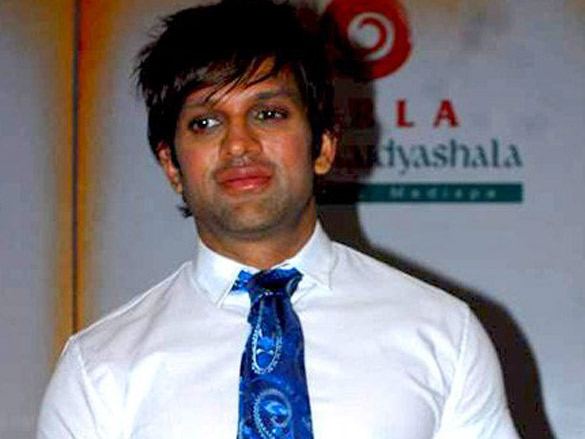 yash birla launches indias first mobile spine clinic 6