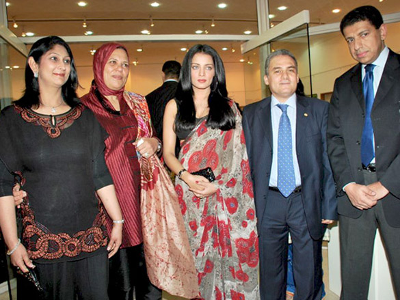 celina jaitly graces egyptian diplomats bollywood exhibition 5