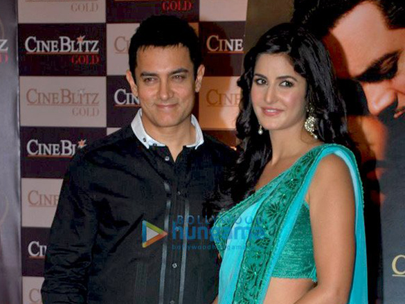 aamir khan and katrina unveil cineblitz coffee table book 2