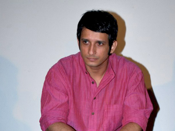 aamirsharman and madhavan unveil 3 idiots first song 6