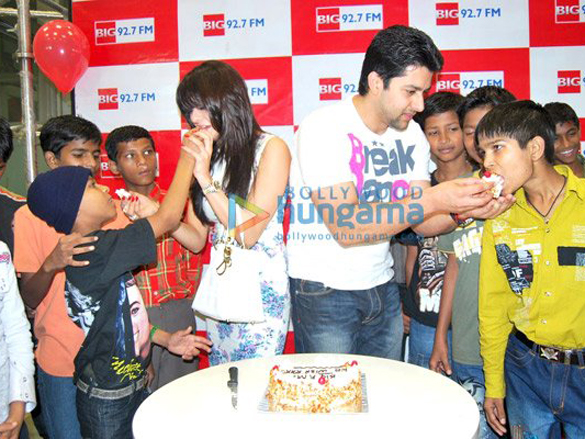 aftab and aamna promote aao wish karein on big fm 3
