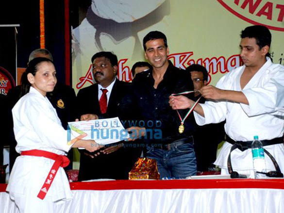 akshay kumar at the finale of the karate championship 9
