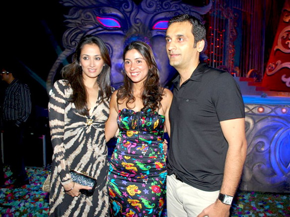 akshaykatrinaanil and sonam grace triumph lingerie show 32