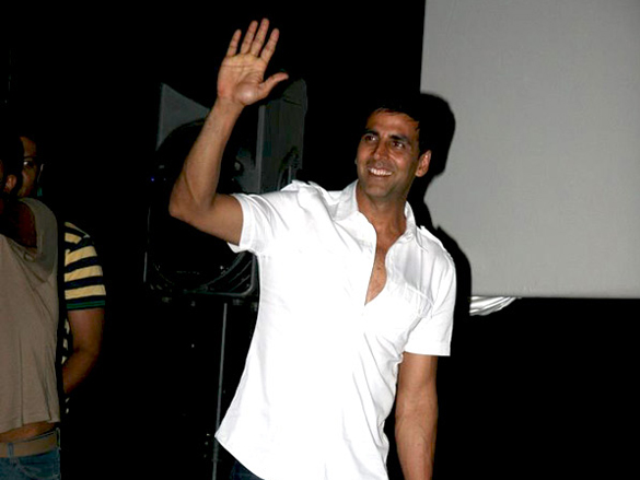 akshaylara and katrina watch blue with ngo kids 16