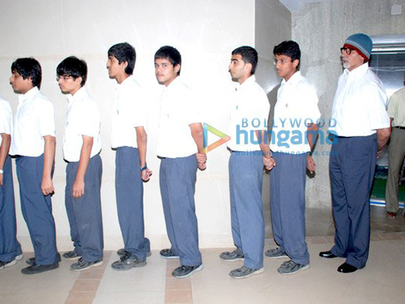 amitabh bachchan and vidya balan interact with students of jamnabai narsee school 5