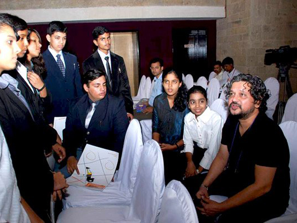 amole gupte at the mumbai international childrens film festival 09 5