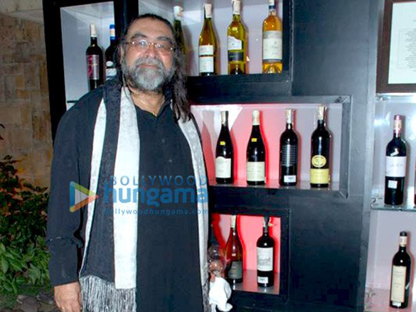 anita raaj at prahlad kakkar wine bash 5