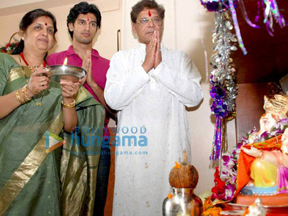 bollywood celebrating ganesh utsav 8