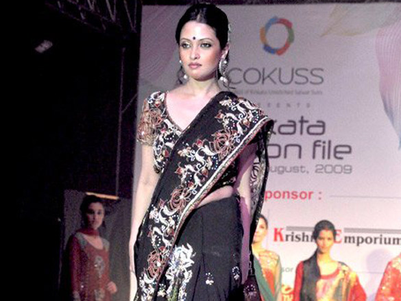 bollywood divas sparkle at cokuss 6