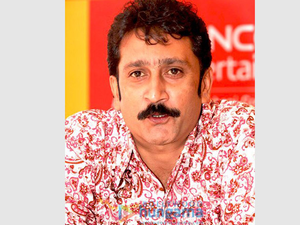 divya dutta at press conference of haat at mami festival 7