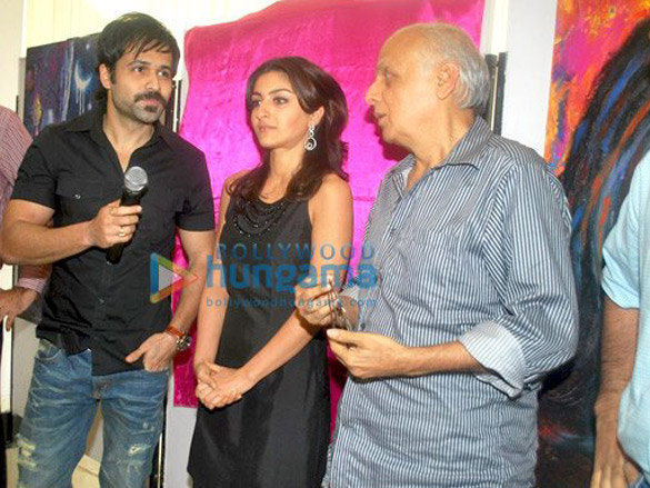emraan and soha ali khan unveil tum mile 3d painting 4