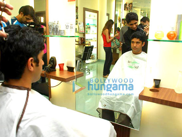 farhan akhtar launches oro spa 9