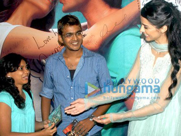 giselle monteiro at the press meet of love aaj kal 5