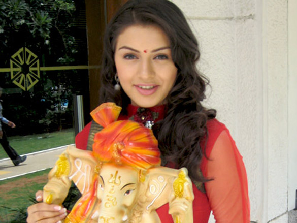 hansika celebrates ganesh festival 5