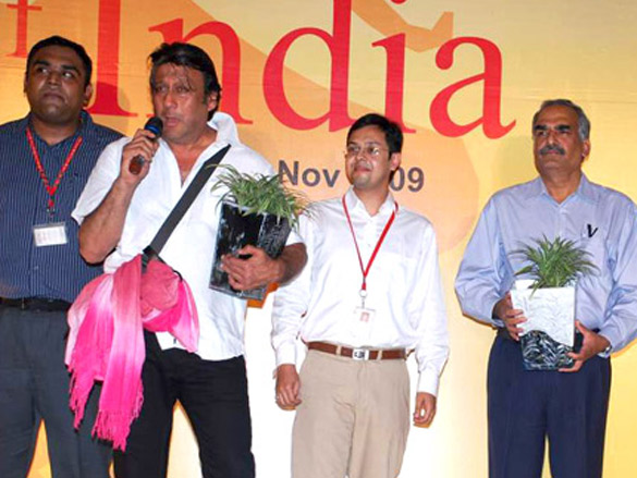 jackiegracy singh and anushka manchanda at kala ghoda festival 3