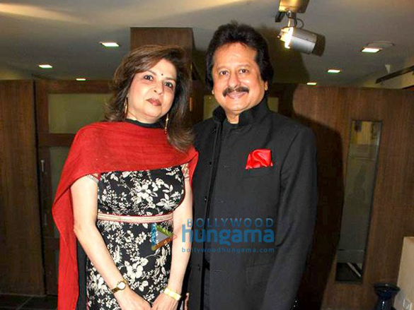 pankaj udhas inaugurates bratin khans exhibition 7