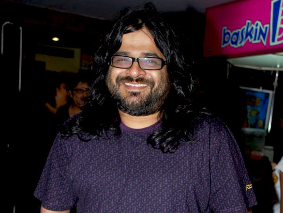 premiere of love khichdi 13