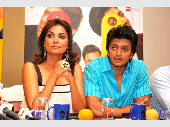 press meet of the film do knot disturb 4