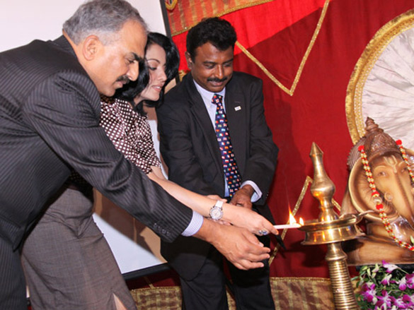 celina jaitly at aditya jyot eye hospital 4