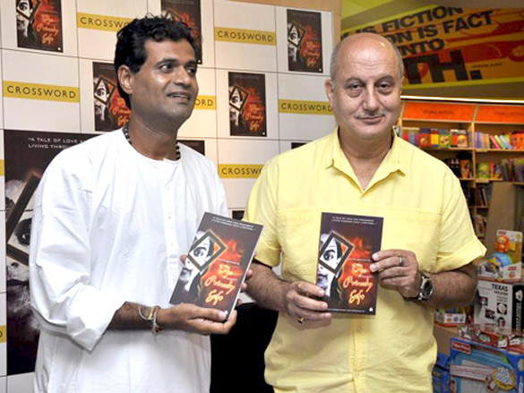 anupam kher unveils the princely gift book 3