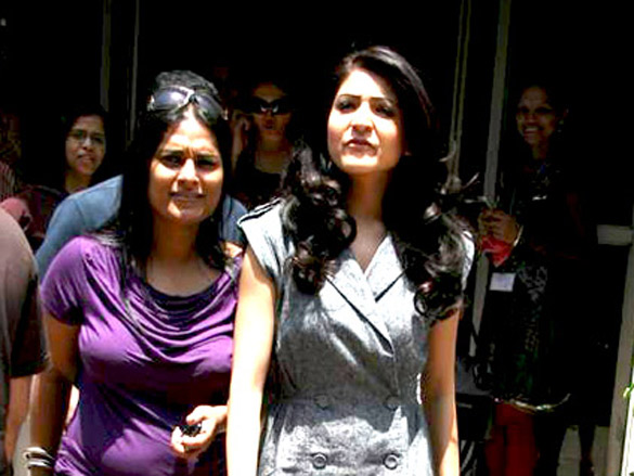 badmaash companys cast on radio mirchi 98 3 fm 9