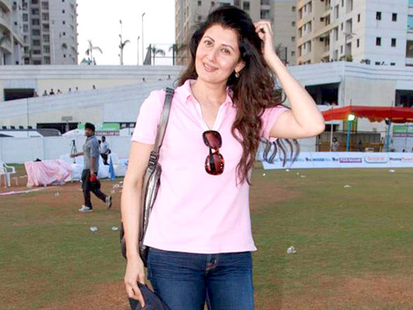 housefull cricket match 21