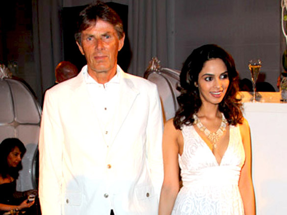 mallika sherawat attends the opening night dinner at 63rd annual international cannes film festival 6