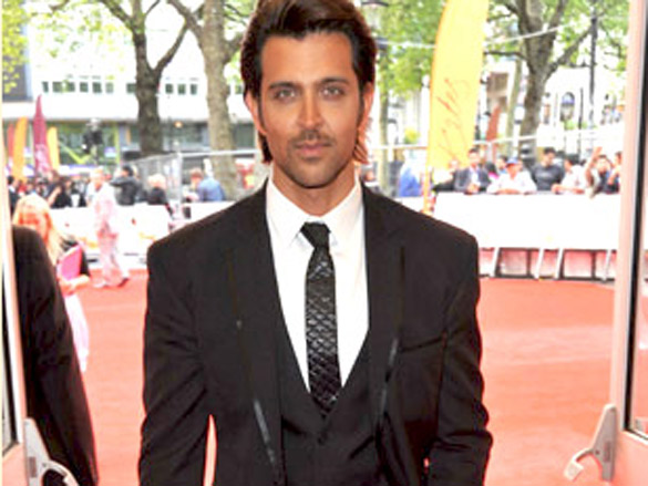 hrithik roshan attends the european premiere of kites at odeon west end in london 18