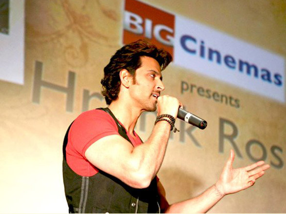 hrithik roshan promotes kites at big cinemas manhattan 5