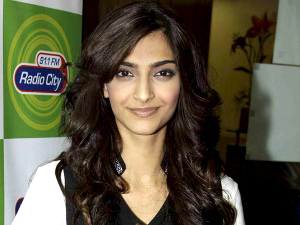 sonam kapoor promotes i hate luv storys on radio city 91 1 fm 9