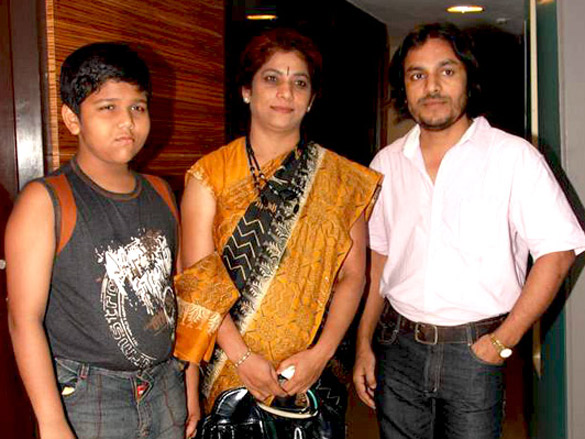 premiere of film ashok chakra 7