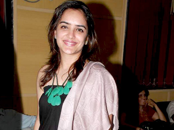 shaina ncs special screening of raajneeti 7