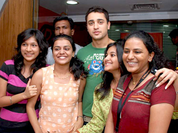 imran khan promotes i hate luv storys on radio city 91 1 fm 6