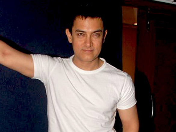 aamir khan unveils first promo of peeplilive 4