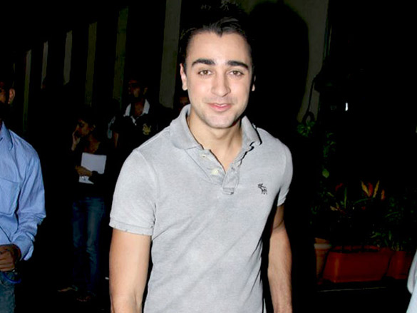 imran khan graces gay group show of i hate luv storys 3