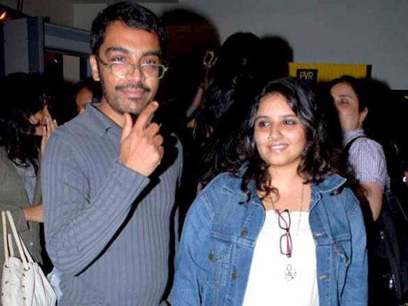 sonam kapoor and aisha team at twilight eclipse premiere 16