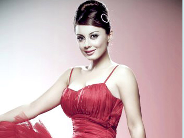 minissha lamba 33
