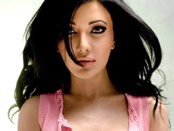 koena mitra 34