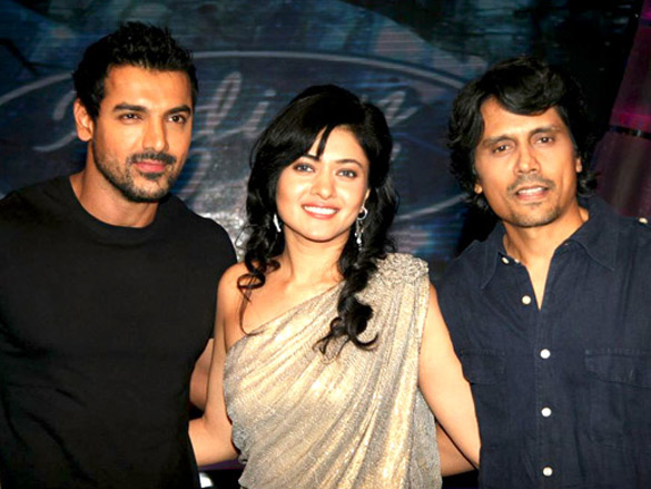 john abraham promotes aashayein on indian idol 5 4