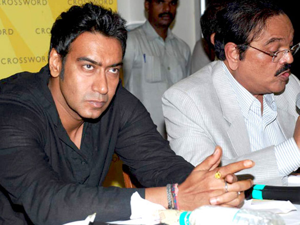 ajay devgn at the book launch of j deys zero dial 5