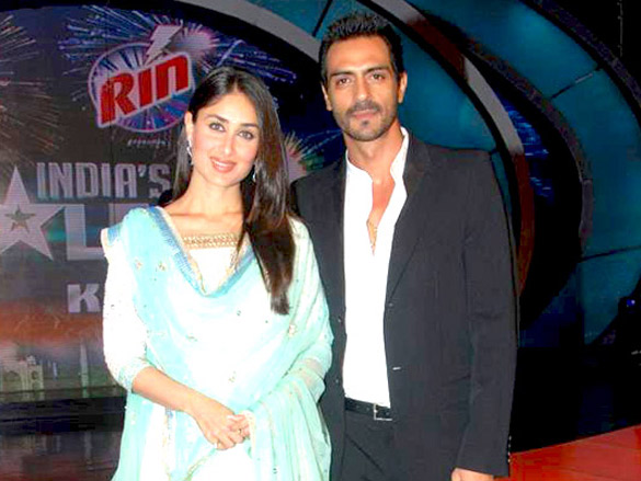 arjun and kareena promote we are family on the sets of indias got talent 5
