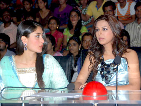 arjun and kareena promote we are family on the sets of indias got talent 10