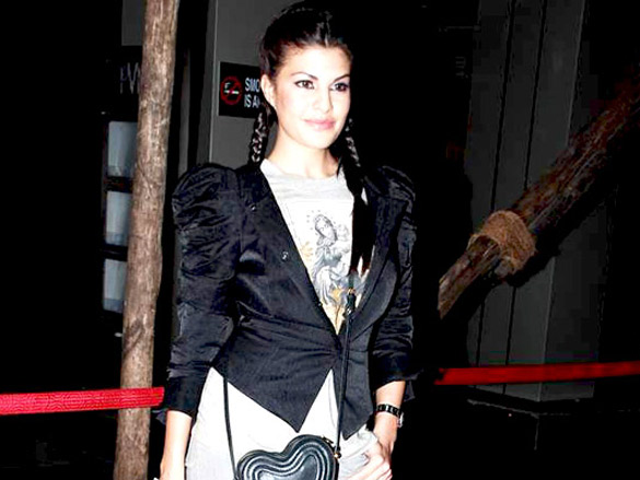 premiere of aashayein 6