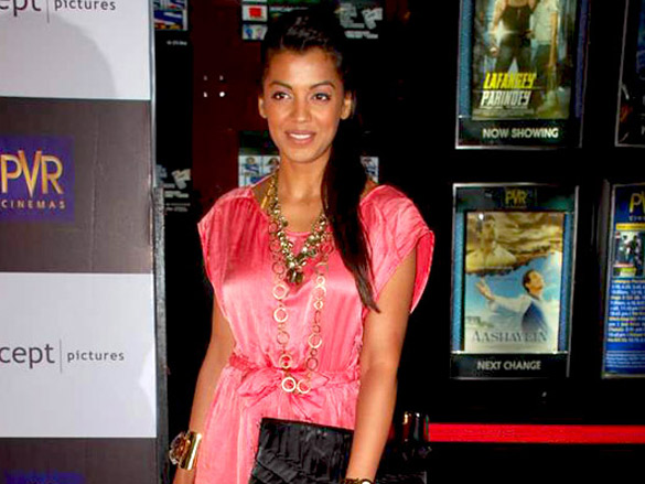 premiere of aashayein 7