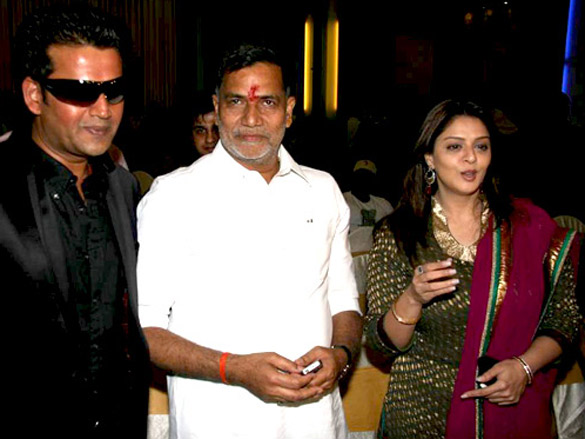glam ladies at bhojpuri remake of film don 3