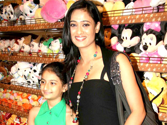 celebs gracing hamleys toy store launch 8