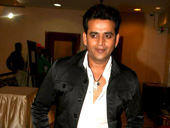 anup jalotas bhojpuri film sadak launch 5