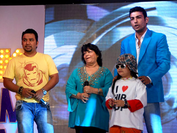 saroj khan and vindu at the launch of colors chak dhoom dhoom 5