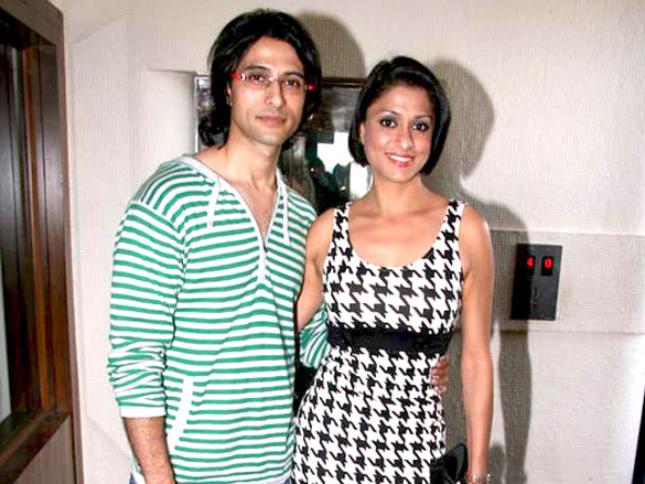 simran kaur mundi at globus spring summer 2010 collection launch 8