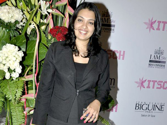 sushmita sen graces kitsch couture show 7